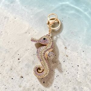 NEW*Keychain/Purse Charm-SEAHORSE. Purple,violet, gold Lobster Clasp*NWT